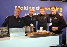 To find out more about hands for horticulture, and for a tasty syrup waffle, Perflexxion's stand was the place to be. Bart Berkhout (left) of Stroopwafelbakken.nl provided everyone with a warm stroopwafel. Orrin Kors, Bernhard Tigelaar and Robin Vendeloo were there to talk to everyone.                   